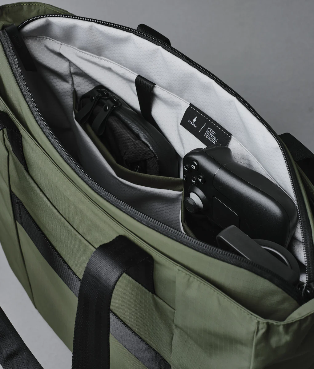 Metro Tote - Image 24
